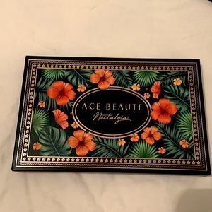 ACE BEAUTE Nostalgia eyeshadow pallet